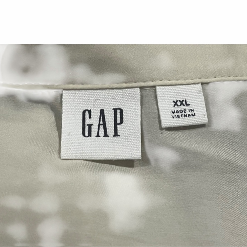 Bundle of GAP lightweight satiny blouses XXL Cream, Black and Dark Green - Picture 7 of 11
